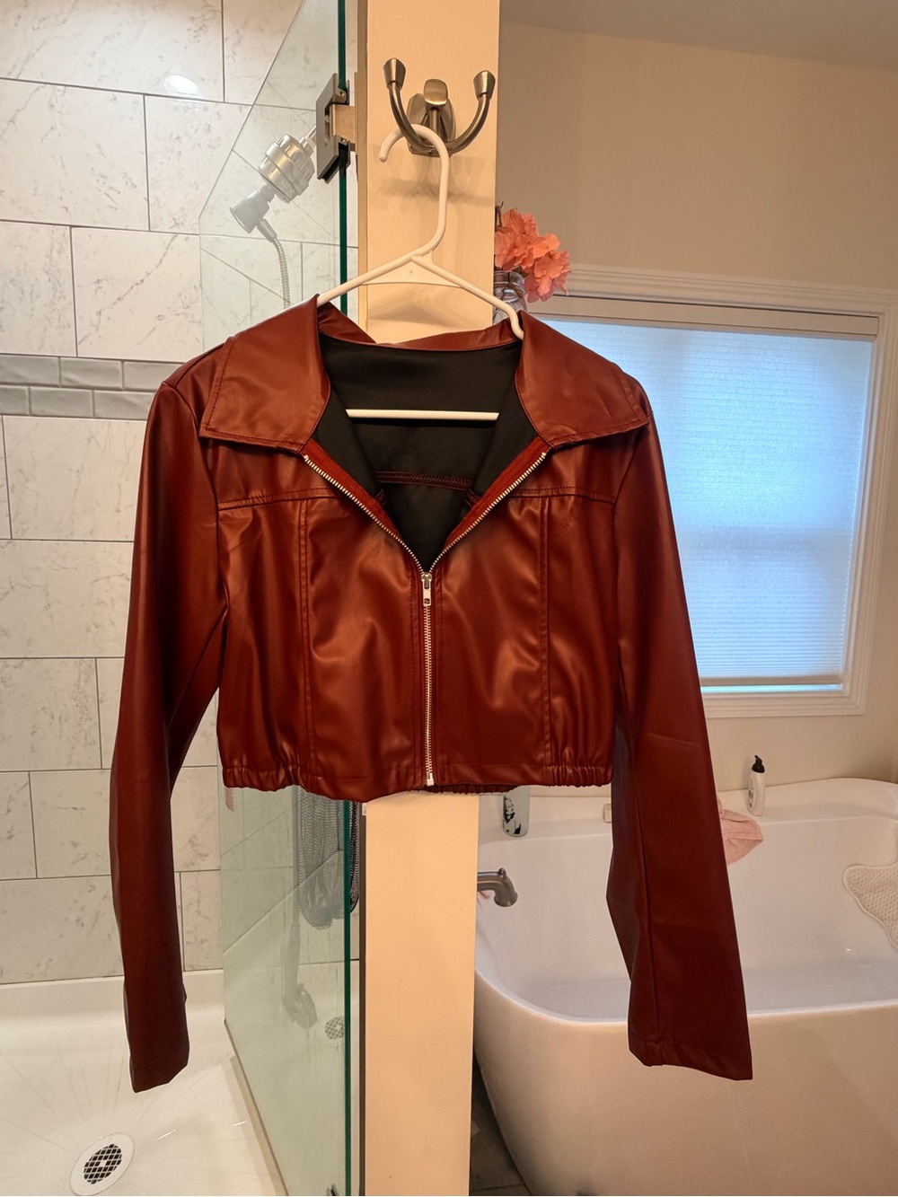 Women’s Cropped Faux Leather Jacket - Burgundy